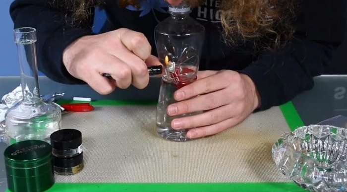 Jak zrobić bongo z butelki