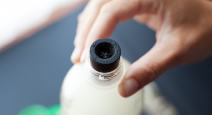 palenie z butelki marihuany